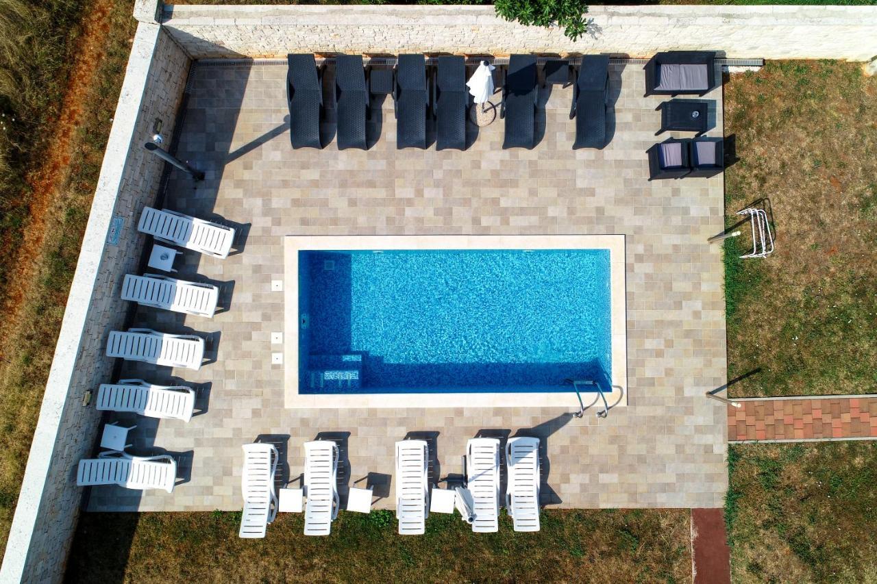 Apartments & Rooms Villa Adamovic Umag Kültér fotó