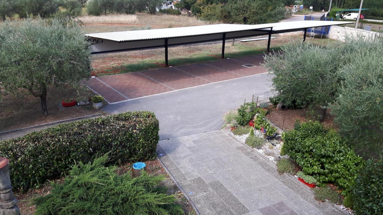 Apartments & Rooms Villa Adamovic Umag Kültér fotó